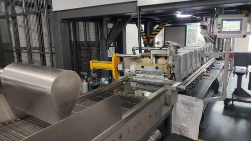 南京聚力化工機械 雙螺桿、三螺桿擠出機組專業(yè)供應商，引領行業(yè)智能制造新標桿